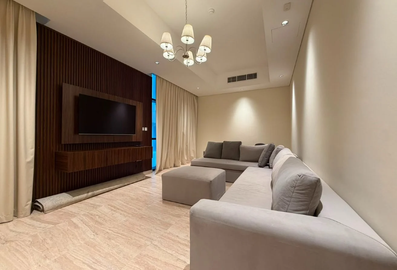 Elegant 2 BHK Fully Furnished Apartment
