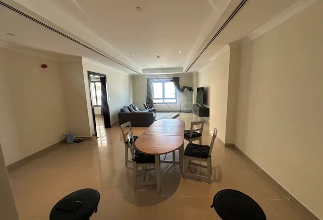 1 Bedroom Furnished Higher Floor Side Marina View
