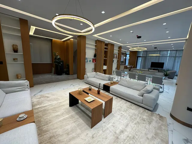 Luxury Villa | 3years PP | 7+ Beds | Ready to move