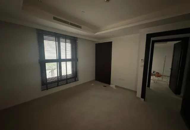 LUXURIOUS 4BR + MAID TOWNHOUSE | DIRECT MARINA