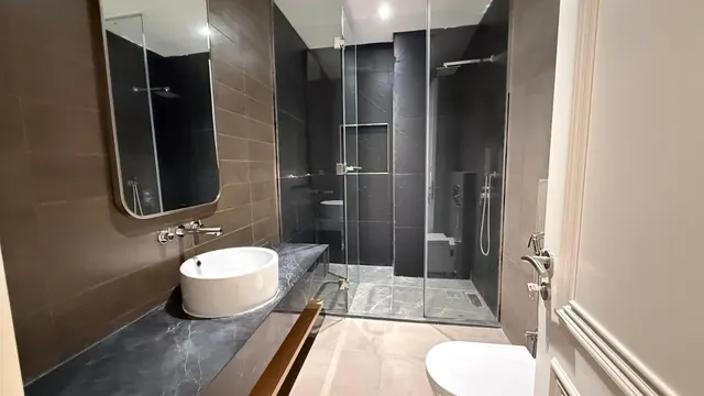Furnished 2 Bedroom + Maid | Floresta Gardens