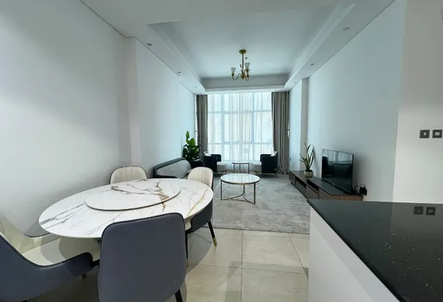 LUXURIOUS 2 BEDROOM | 8500 PLUS ONE MONTH FREE