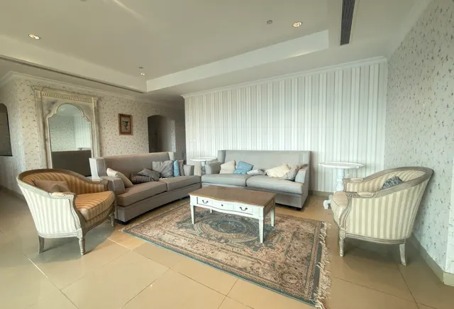 LIMITED TIME OFFER ! FINEST MARINA FRONT 2BHK FF !
