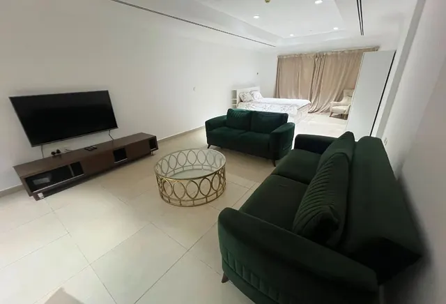 SPACIOUS STUDIO ONLY IN 5250 ONLY BIG LAYOUT.....