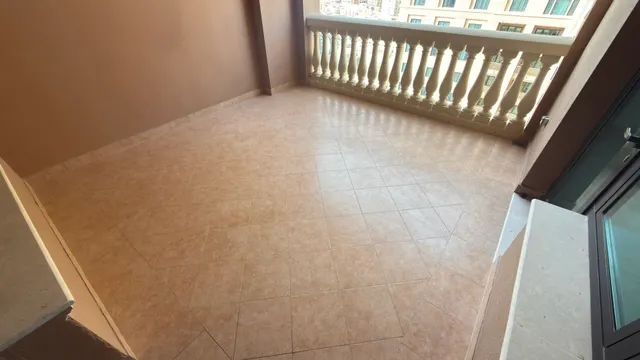 SEMI FURNISHED 1BHK+OFFICE+BALCONY