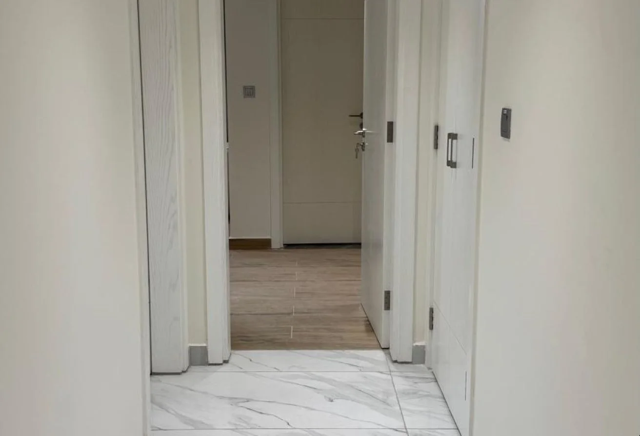 ELEGANT 2 BHK FF RENTED GOOD LAYOUT POOL VIEW
