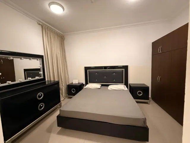 LUXURY 2BEDROOM FULLY FURNISHED WITH BALCONY