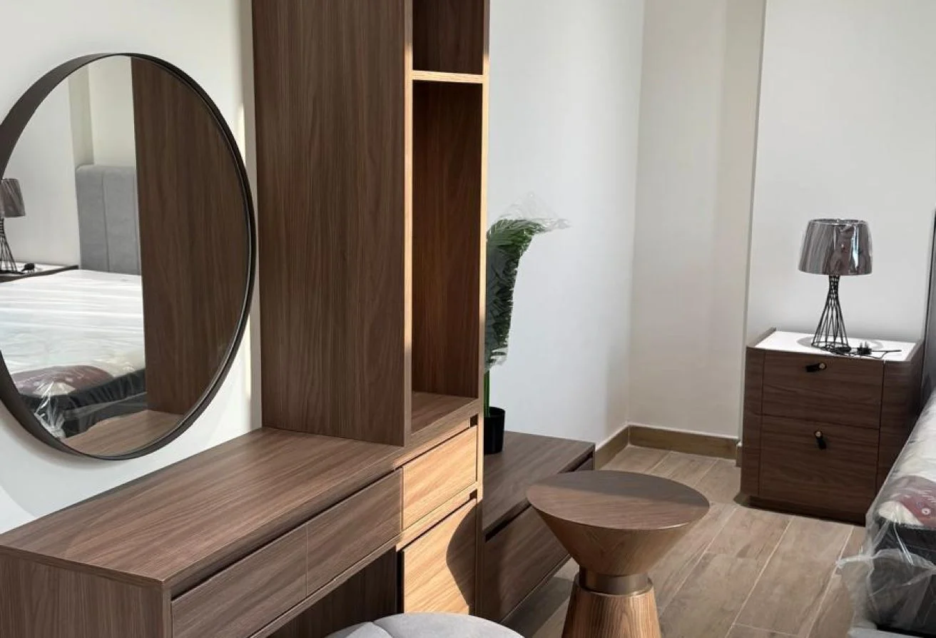 ELEGANT 2 BHK FF RENTED GOOD LAYOUT POOL VIEW