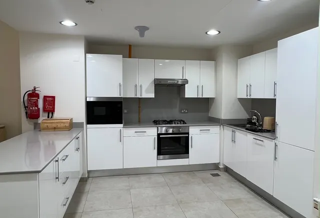 STUNNING 1BR IN LUSAIL MARINA WITH SEA VIEW