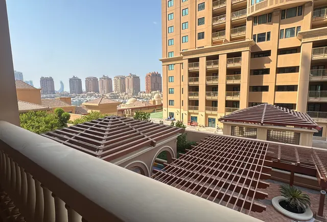 1 BHK 1 month free – Porto Arabia