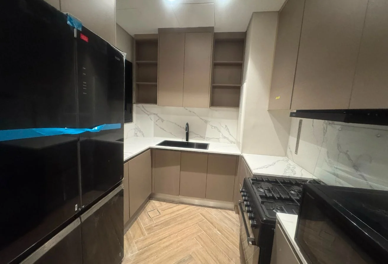 2 BHK | for Sale Huge Private Garden  – Fox Hill