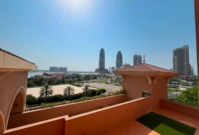 ELEGANT FF 1BHK WITH BALCONY IN PORTO ARABIA