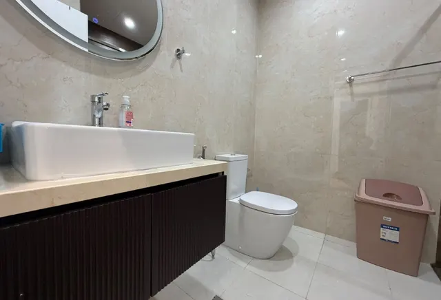 2 BR Furnished Apartment with Private Garden