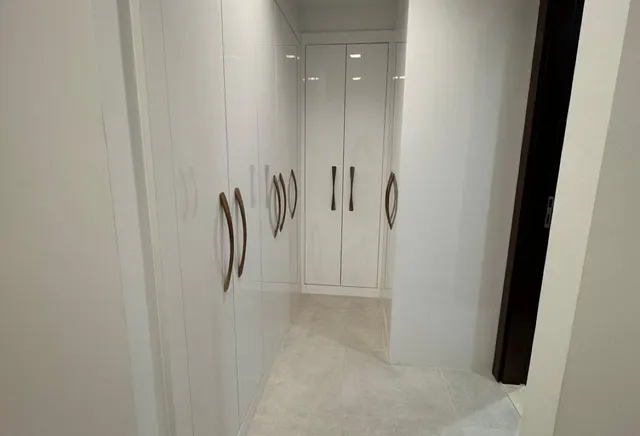 Modern 1-Bedroom with Prime Location