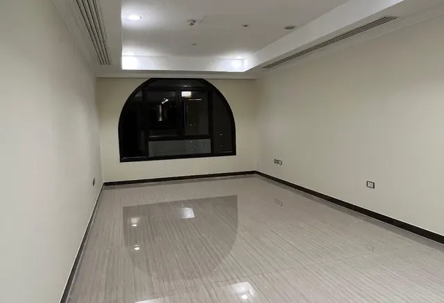 2BHK Semi Furnished | Marina view | Porto Arabia