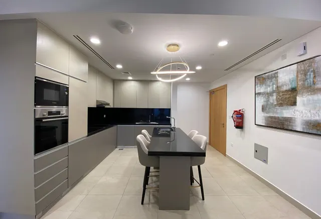 Sea view 1 BHK | Floresta Gardens | Bills Incl.