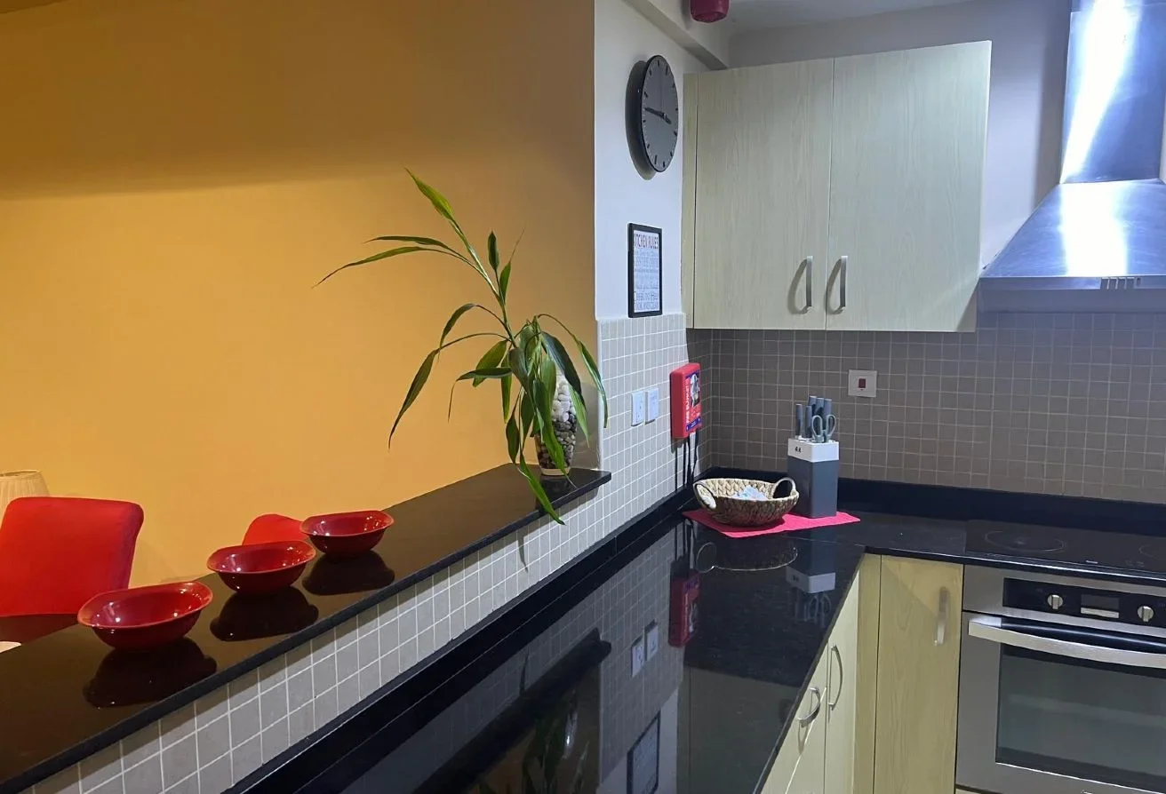 LAVISH STUDIO FULLY FURNISHED HIGHER FLOOR SEAVIEW