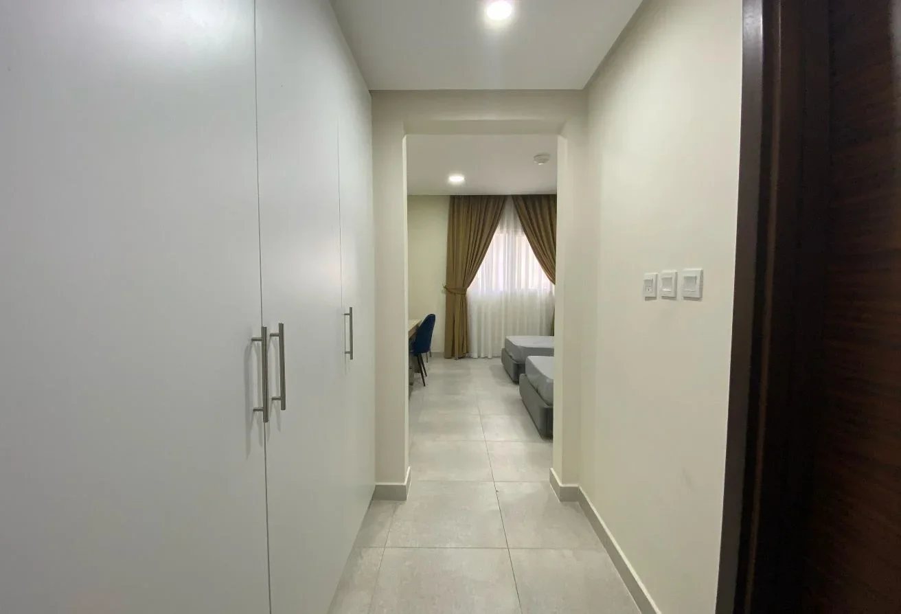 3BR READY TO MOVE FULLY FUNISHED GREAT INVESTMENT