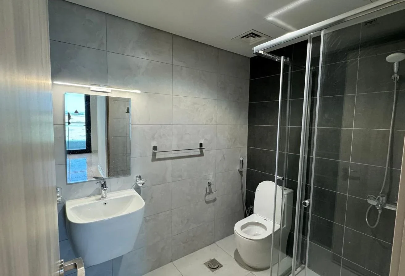 A BRAND NEW 2 BR @BEST PRICE IN LUSAIL AL-ERKIYAH - view 3