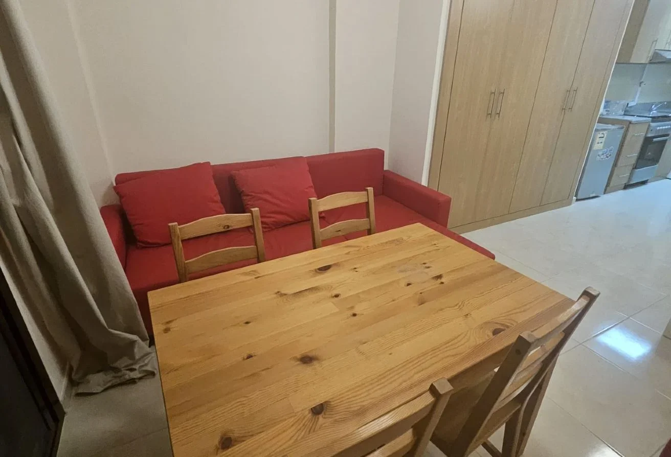 BEAUTIFUL STUDIO FULLY FURNISHED IN FOXHILLS