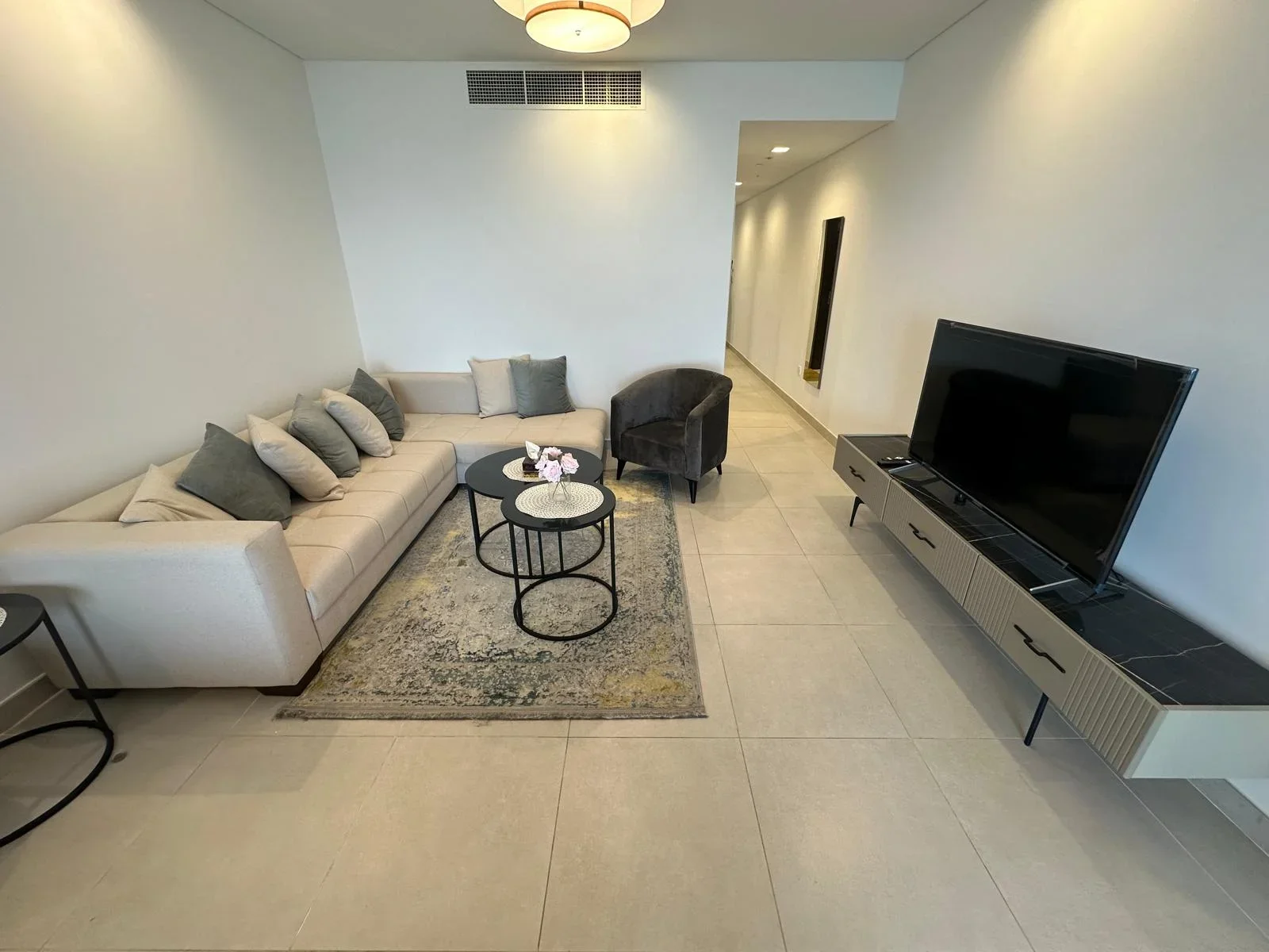 Luxury studio apartment with sea view and balcony