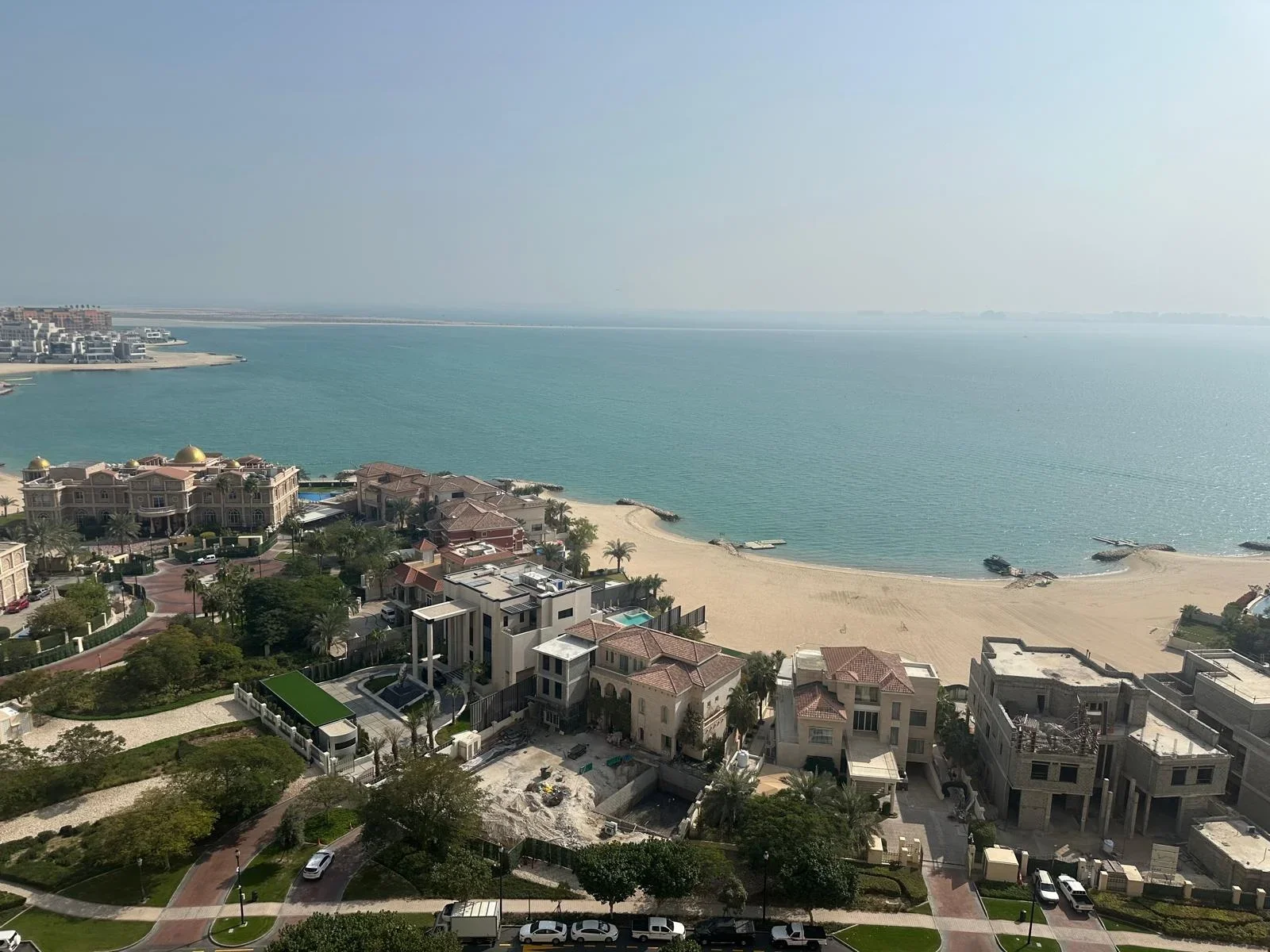 Luxury studio apartment with sea view and balcony