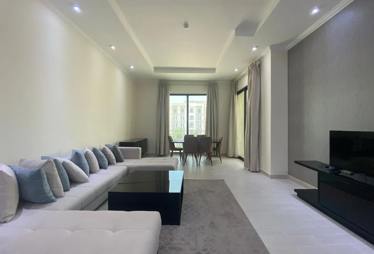 1BR FULLY FUNISHED READY TO MOVE BOOK UNIT