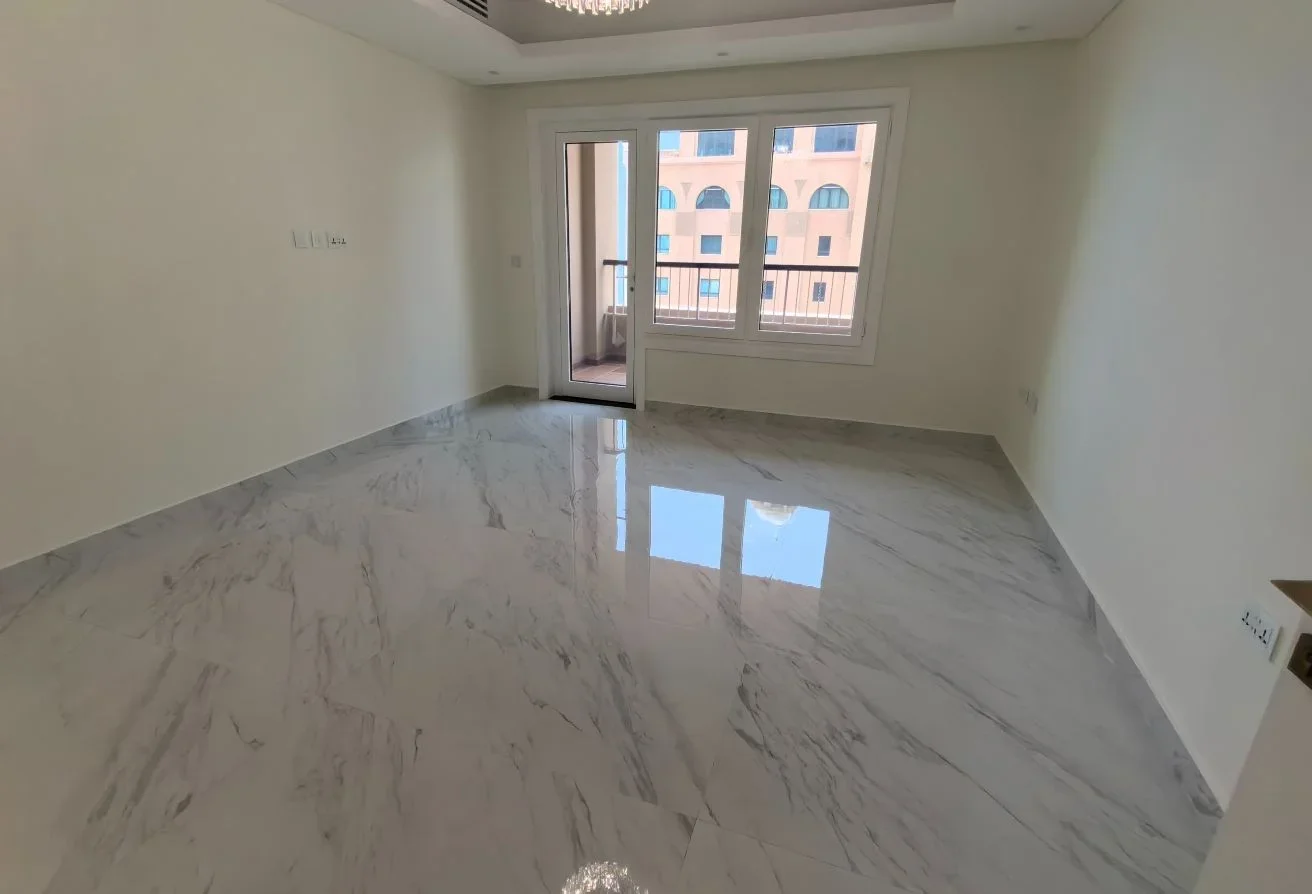UPDATED 2BR WITH BELCONY SEA VIEW&MARINA VIEW