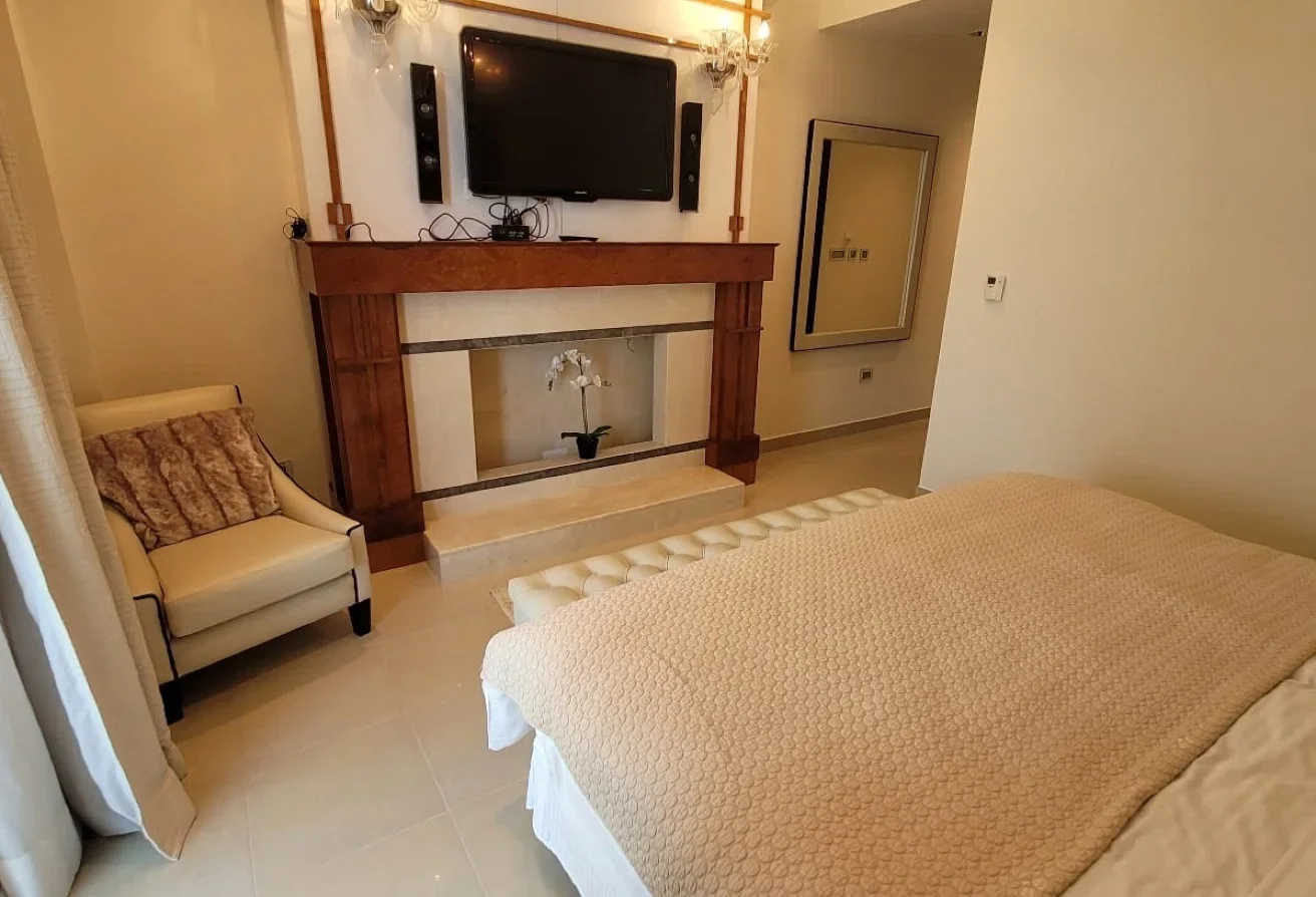 770 SQM Ultra-Luxury Beachfront Penthouse
