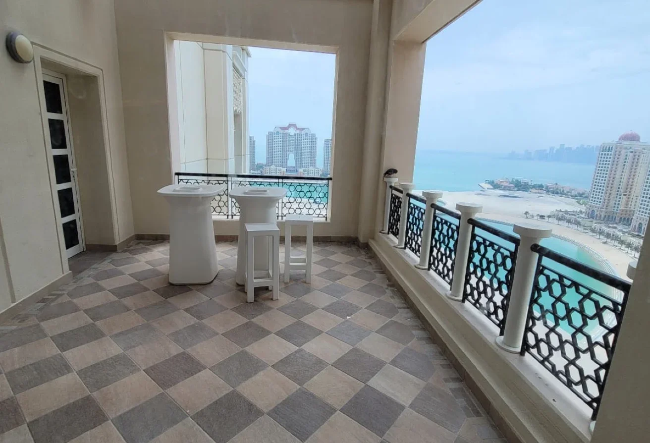 770 SQM Ultra-Luxury Beachfront Penthouse