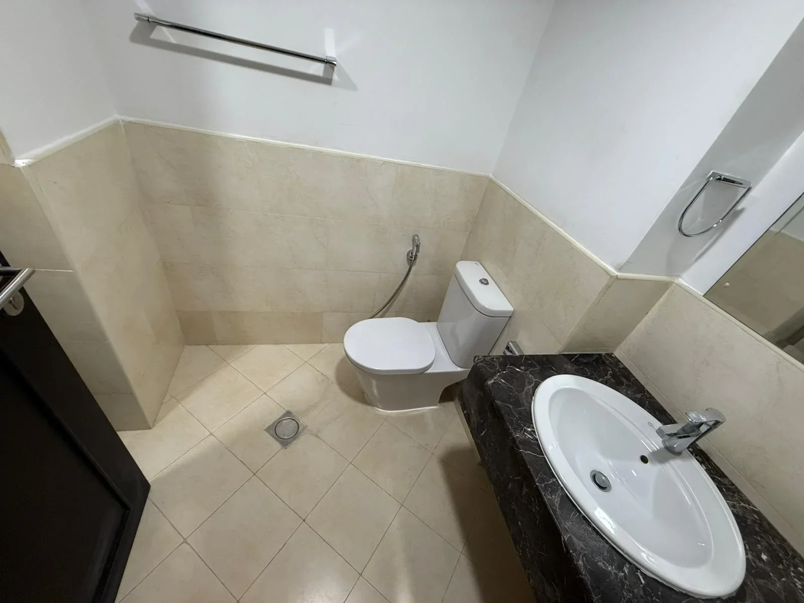 1 BHK +OFFICE FULLY SEW