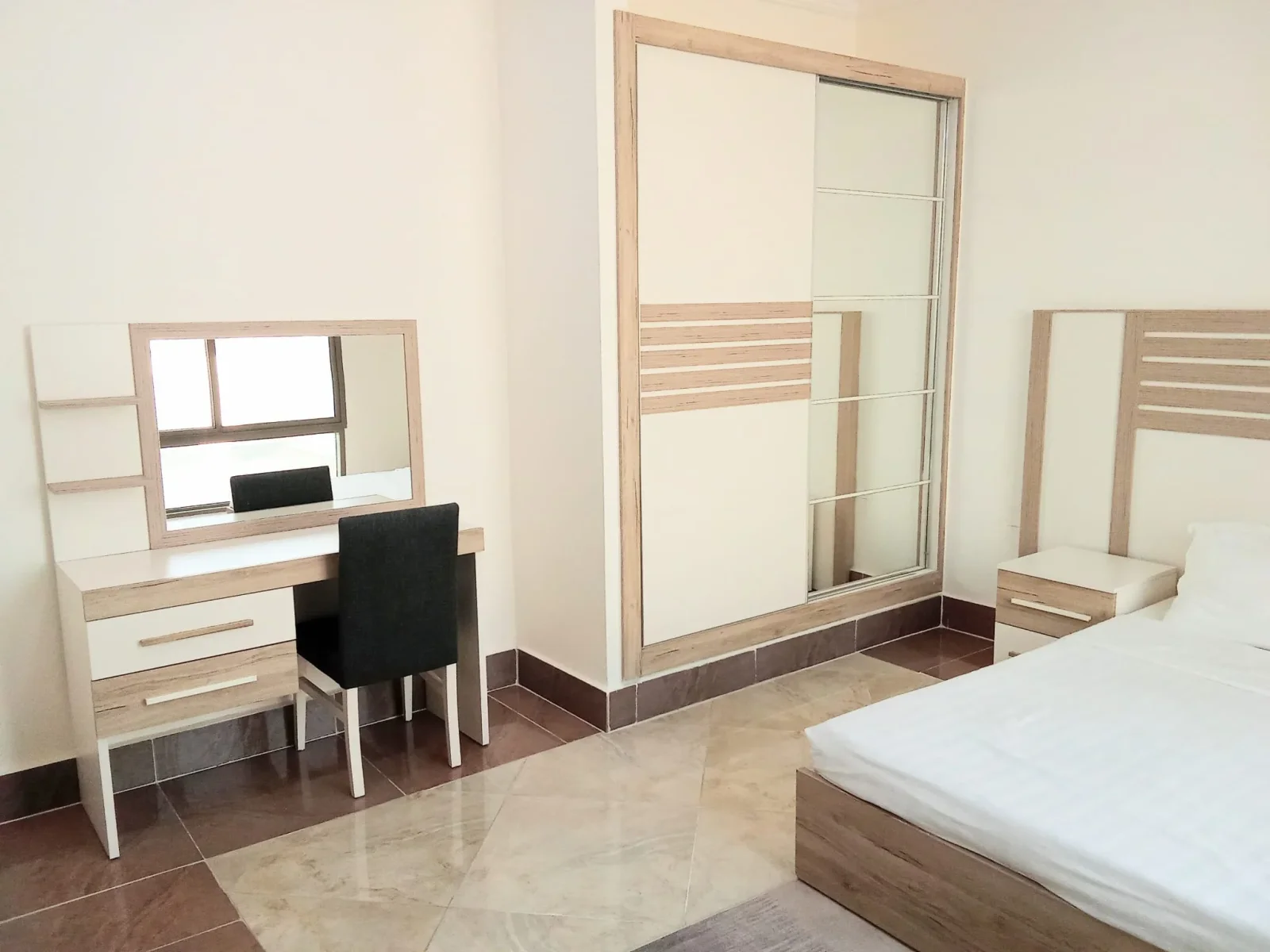 Own your Villa in Alwakair/ free hold