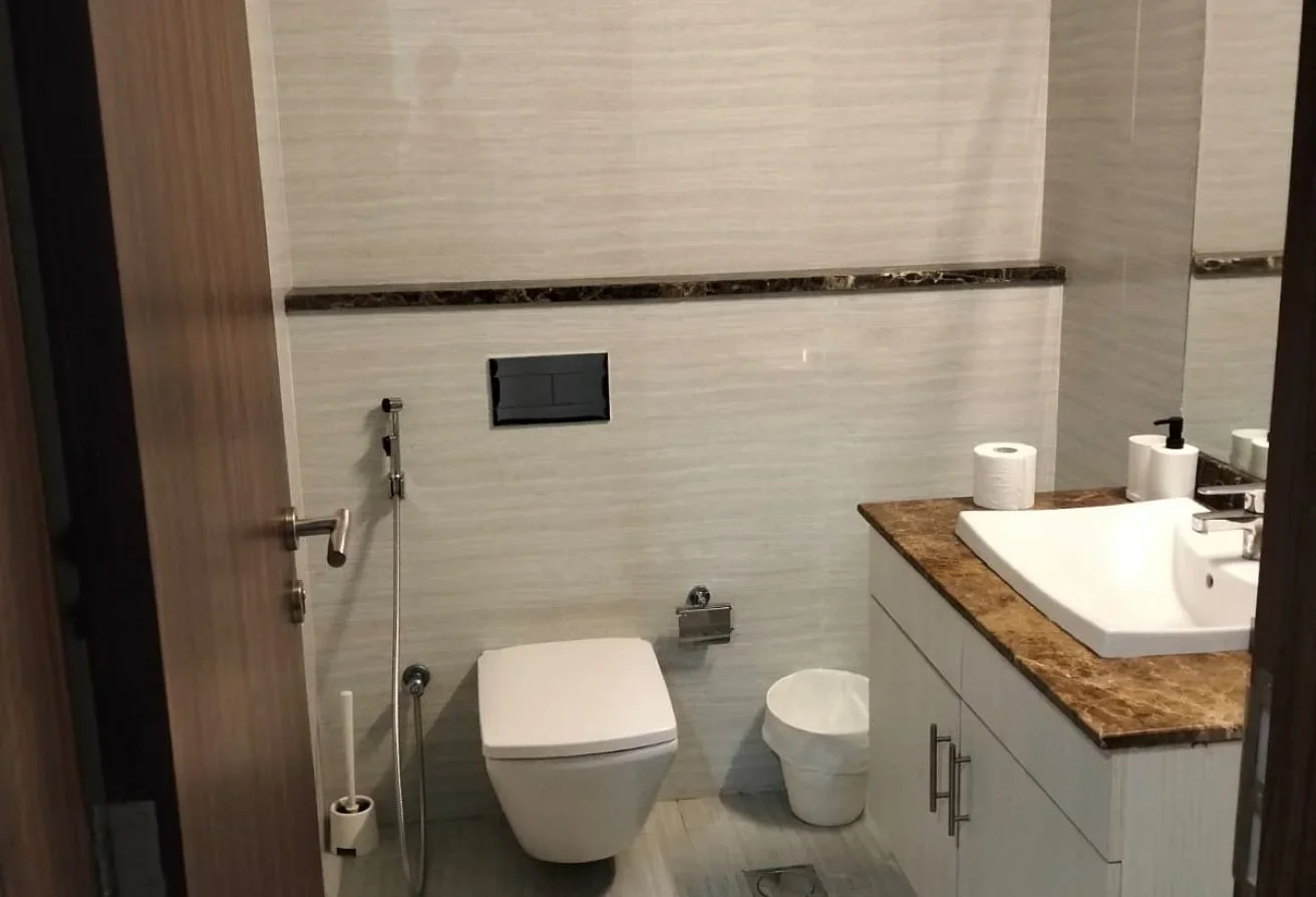 1BHK Fully Furnished | Porto Arabia Tower 21 - view 3