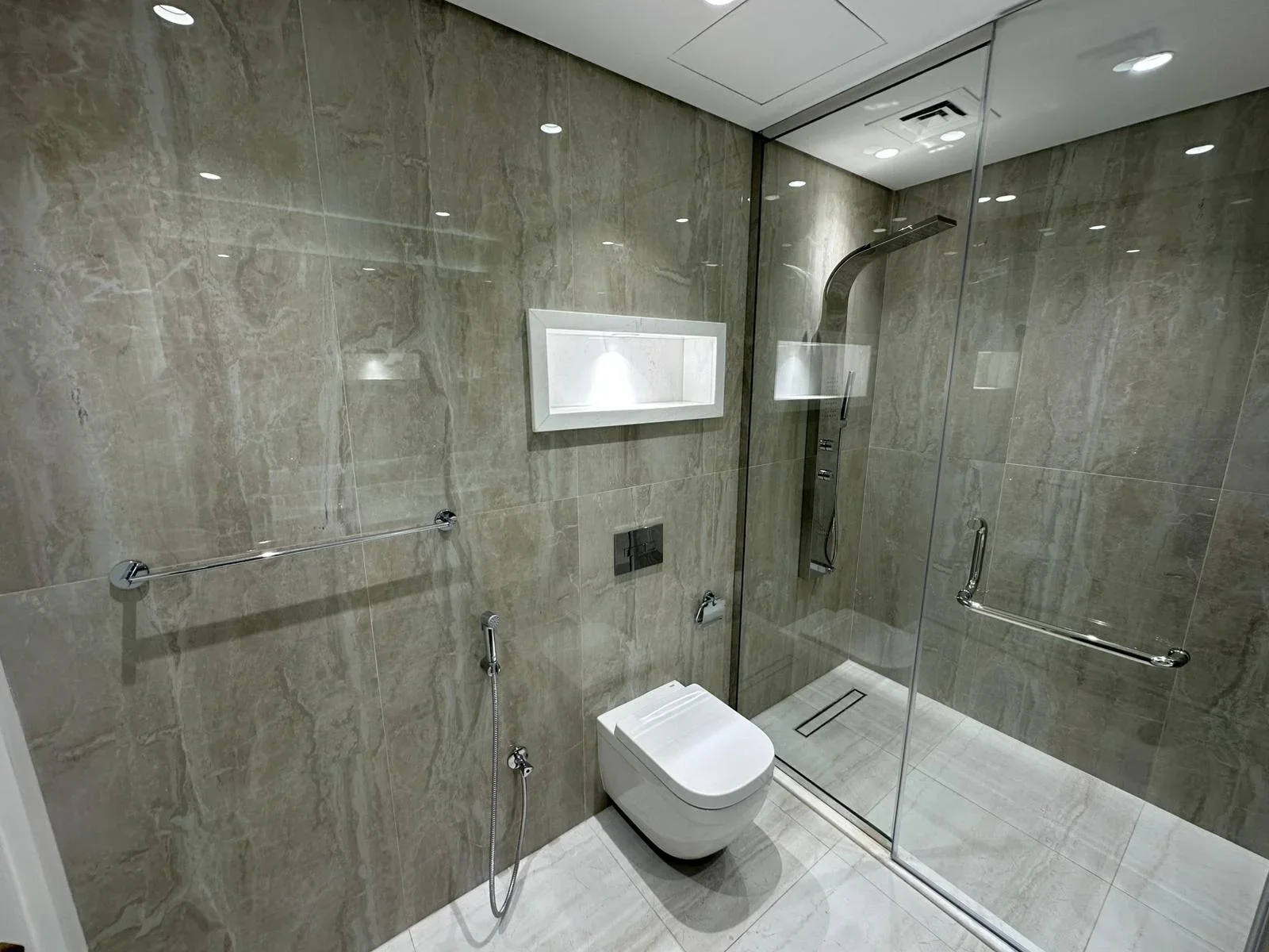 Beautifully renovated | 2BHK apartment for sale