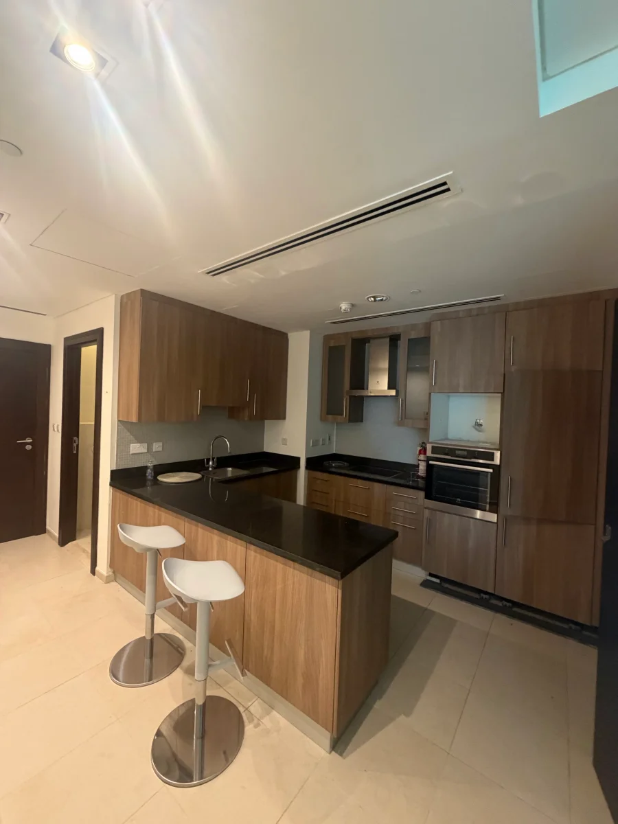 1BHK APARTMENT IN PRIME LOCATION