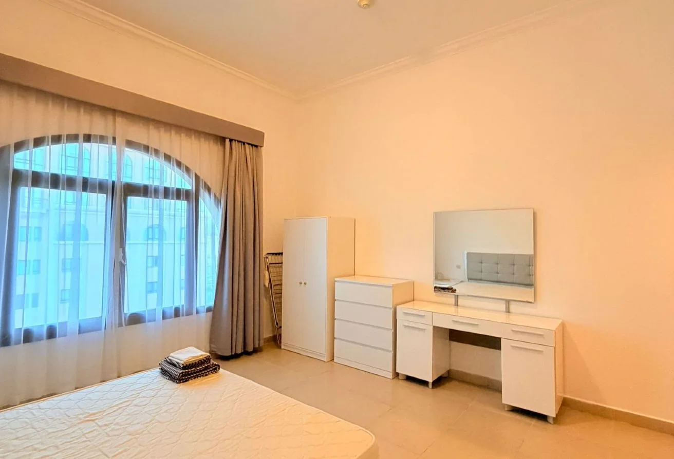 1 bhk luxury fully furnished appartment in porto