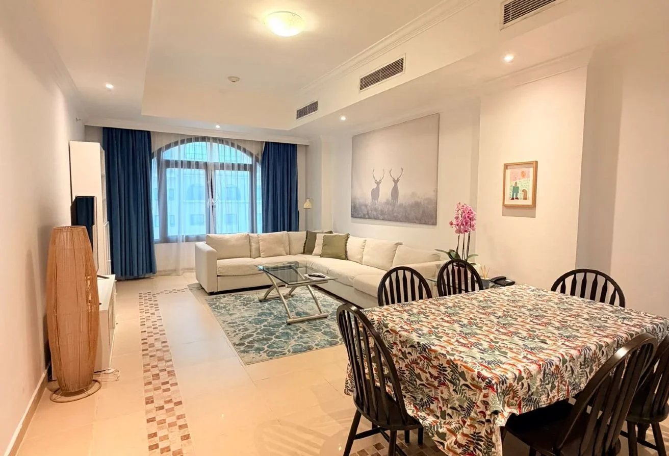 1 bhk luxury fully furnished appartment in porto