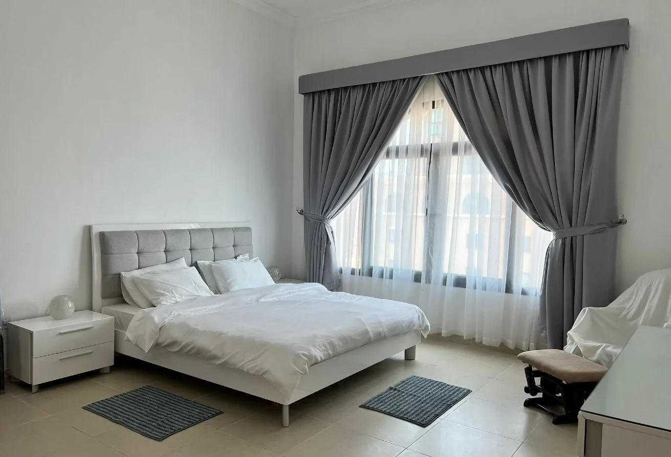 1 bhk luxury fully furnished appartment in porto