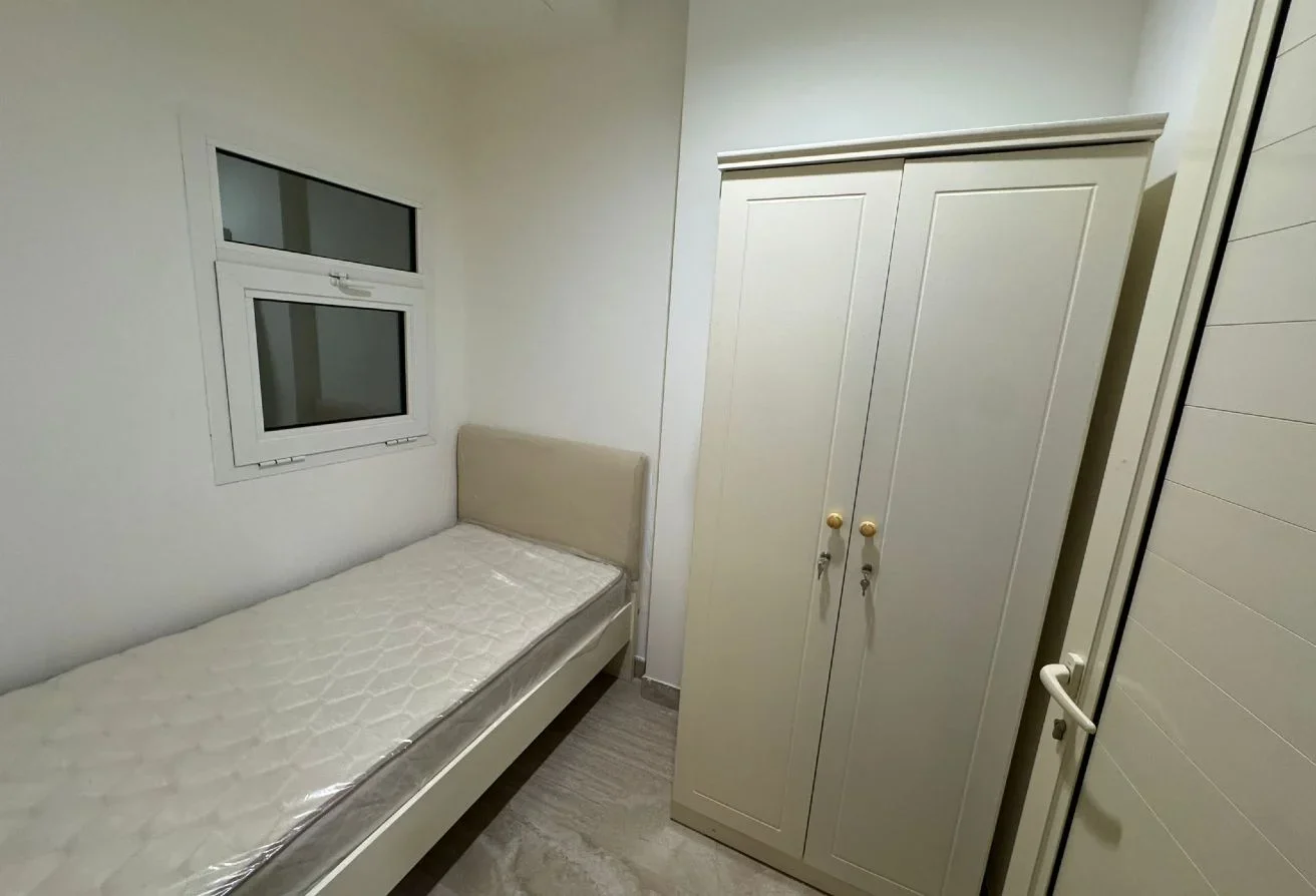 2bhk plus maid fully furnished 8500 including bill
