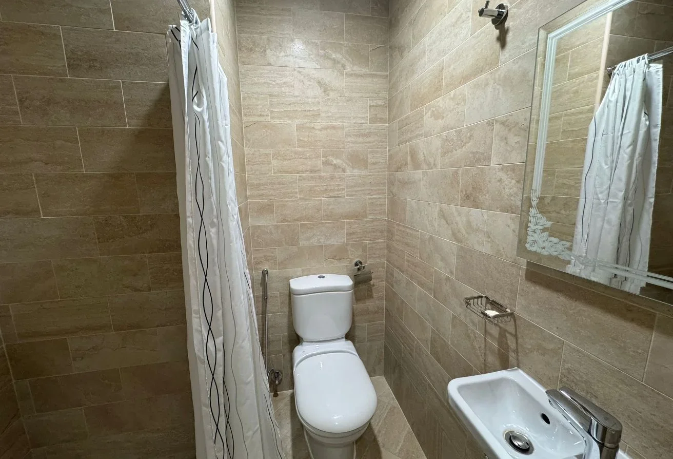 2bhk plus maid fully furnished 8500 including bill