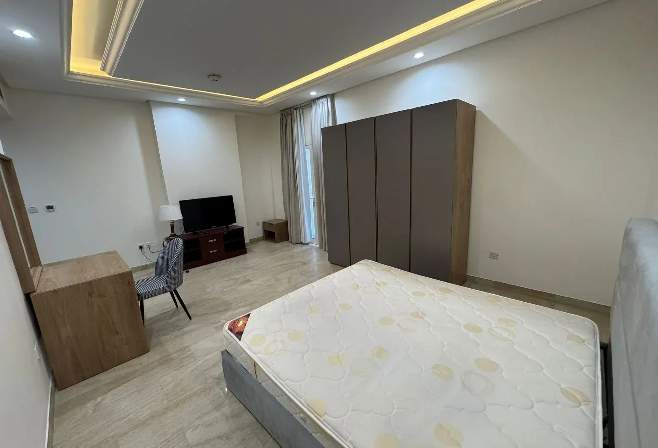 2bhk plus maid fully furnished 8500 including bill