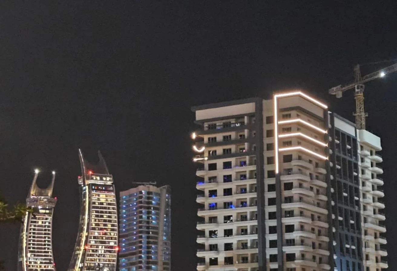 SPECIOUS 1BHK APARTMENT FOR SALE IN MARINA |