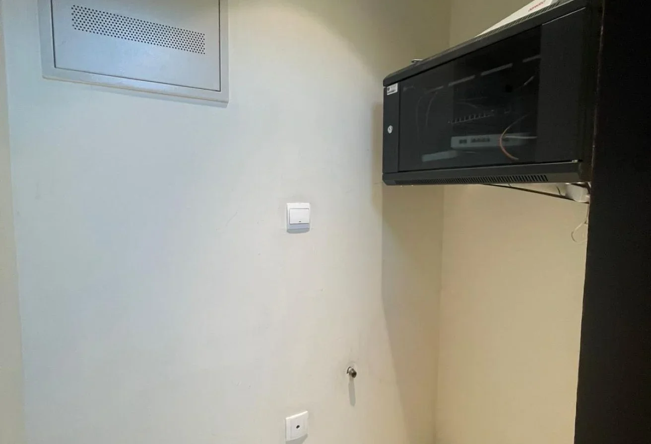 LUXURIOUS 1 BEDROOM + OFFICE IN PEARL SEA VIEW - view 3