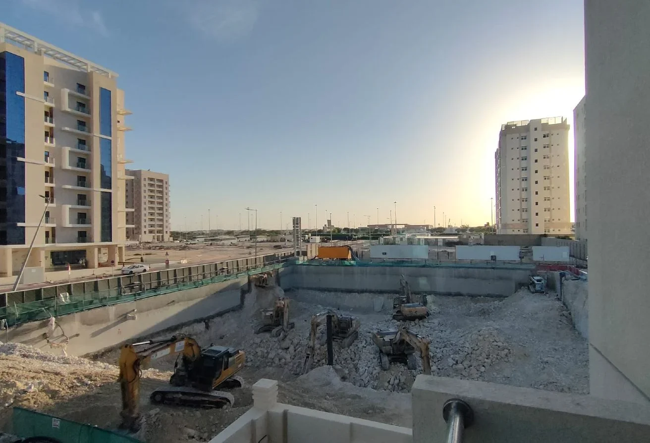 ALL INCLUSIVE 1 BR IN PRIME LOCATION AT LUSAIL