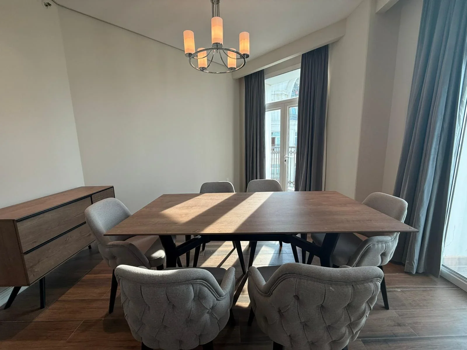 2BHK + Maid’s Room | Pearl Island | Bills Included