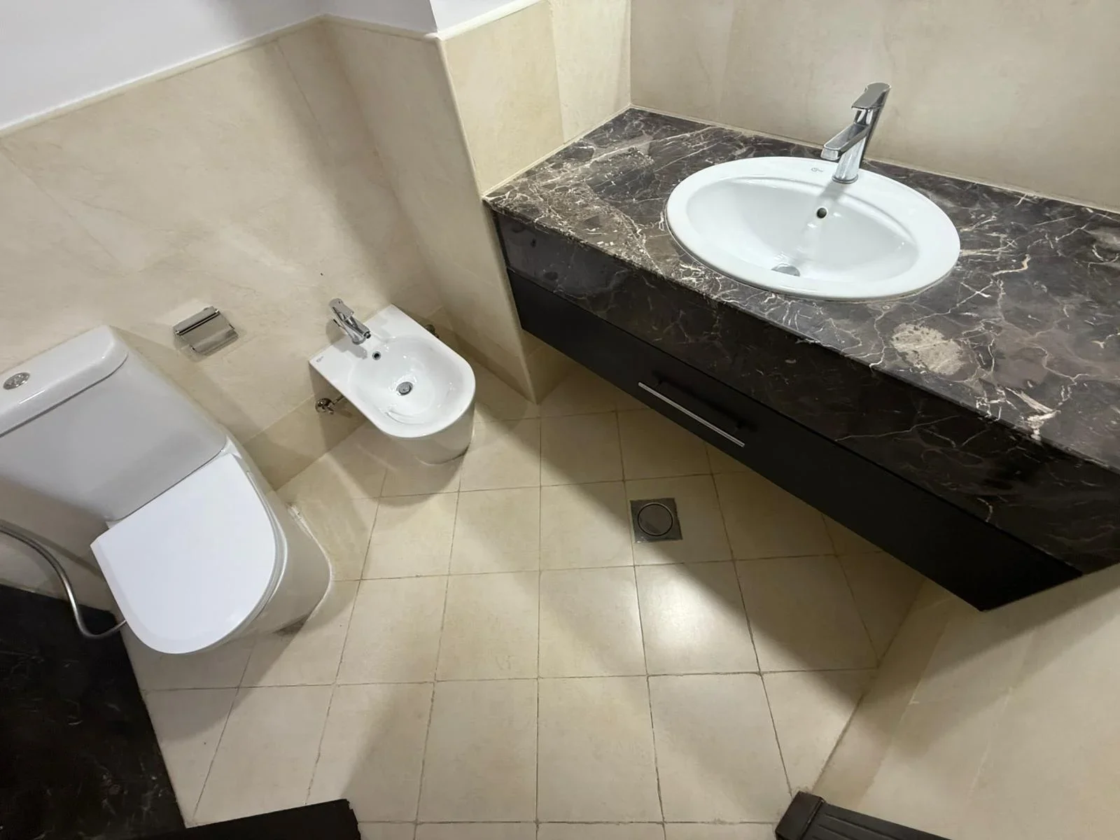 AFFORDABLE 1BHK+OFFICE FOR SALE|FREE HOLD|