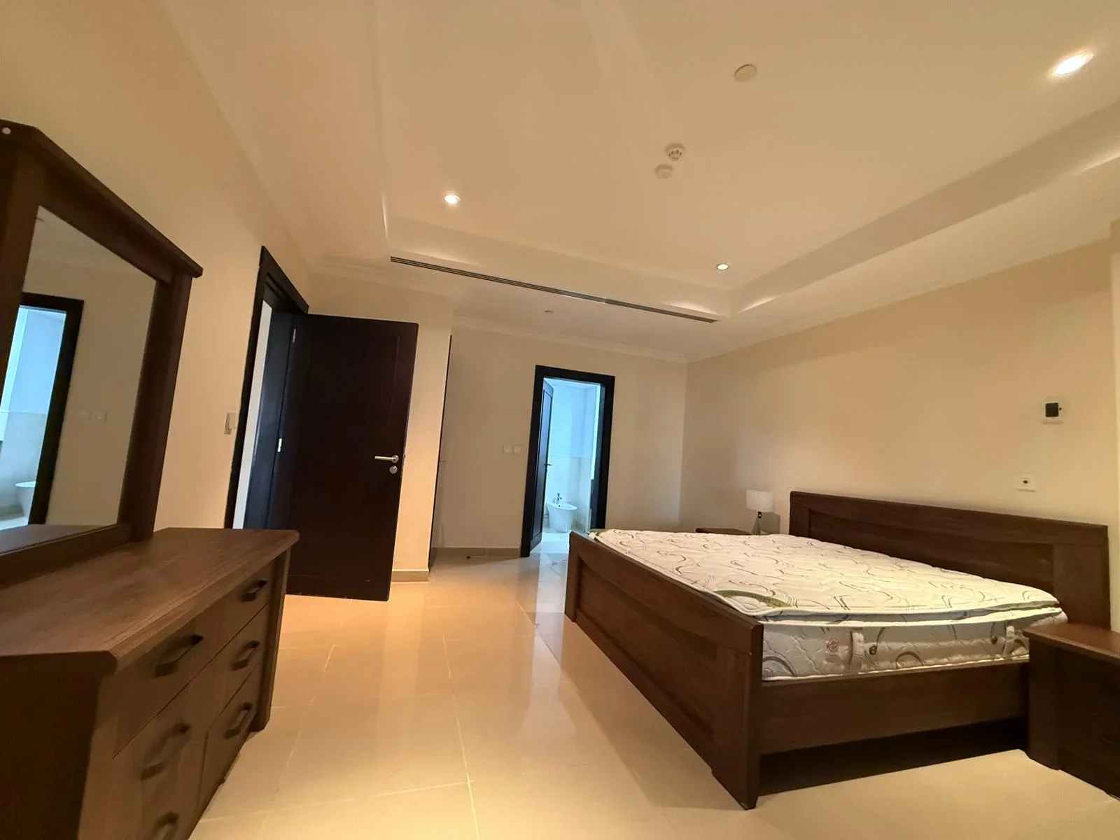 AFFORDABLE 1BHK+OFFICE FOR SALE|FREE HOLD|
