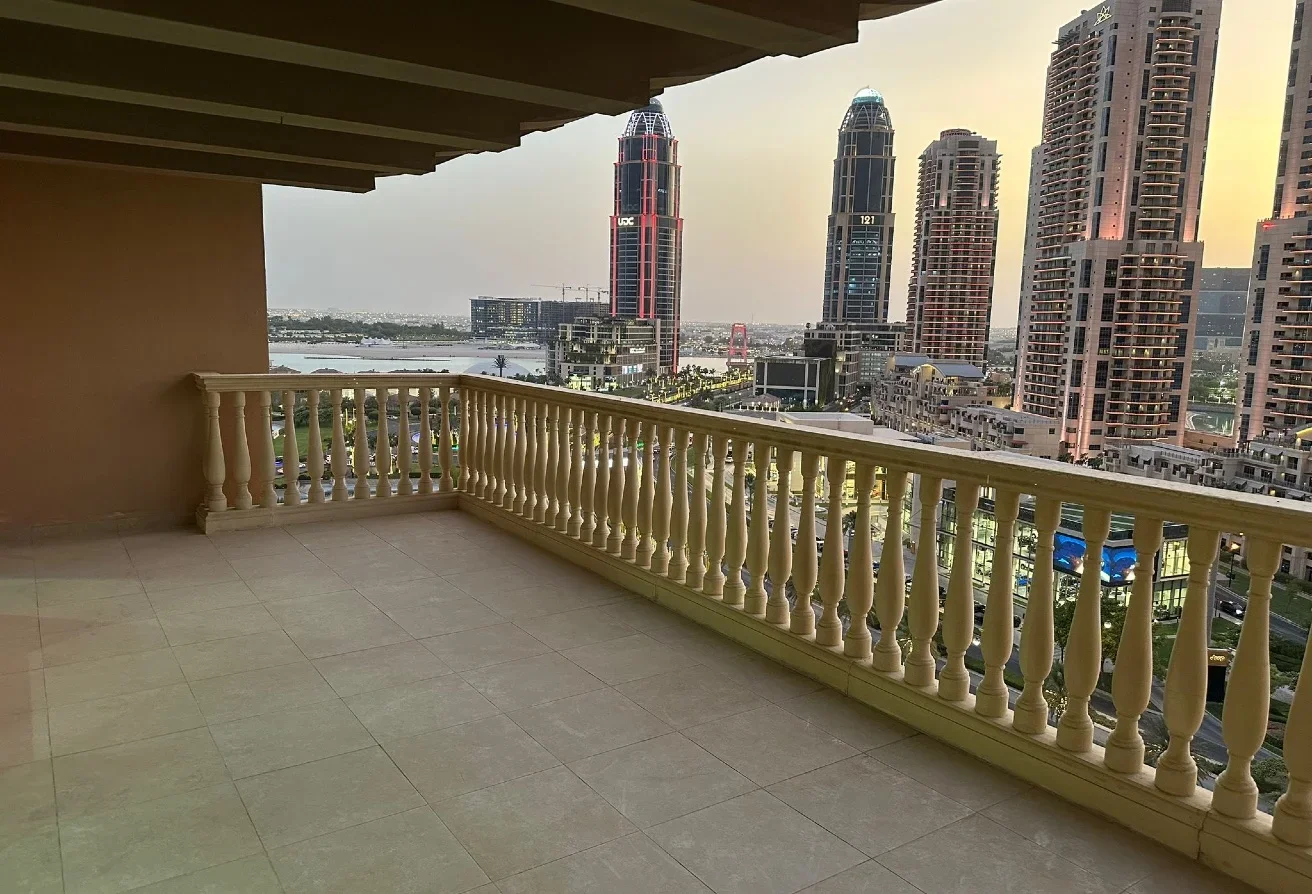 ELEGANT 3BR + MAID | BIG SPACE | IDEAL INVESTMENT - view 3