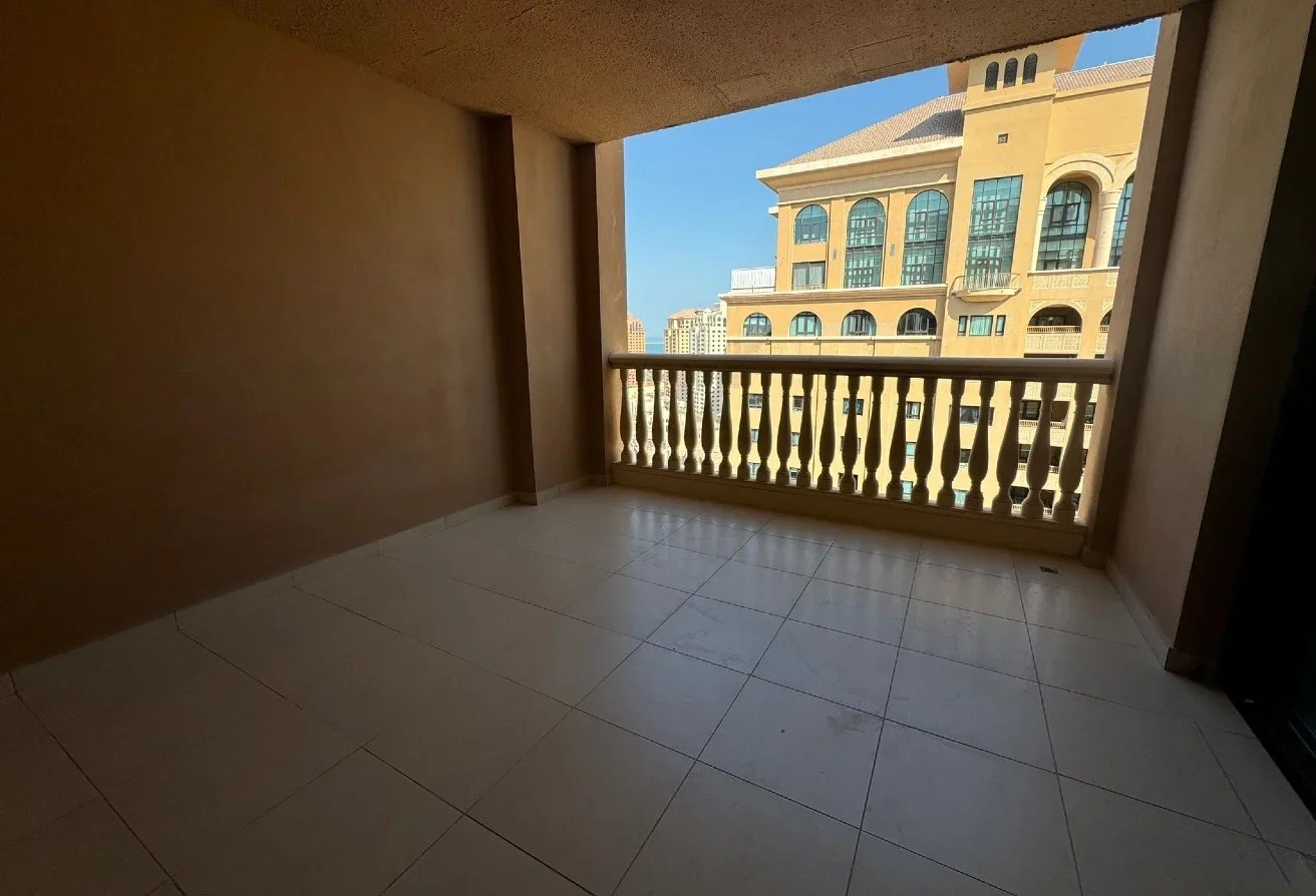 Prime Investment | 1+OFFICE | Renovated Unit