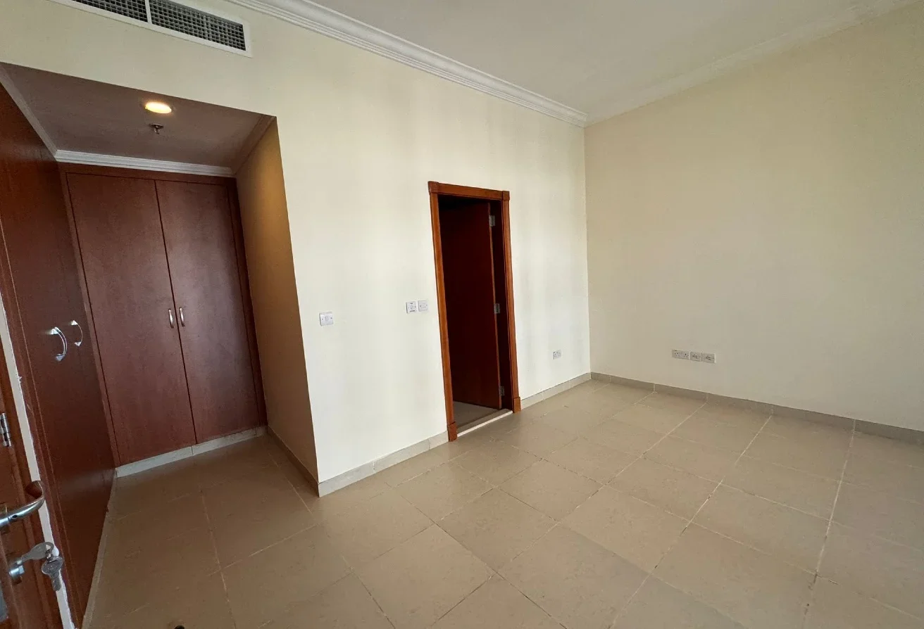 Prime Investment | 1+OFFICE | Renovated Unit